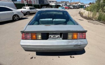 Chevy-camaro-z28-1985-silver-6