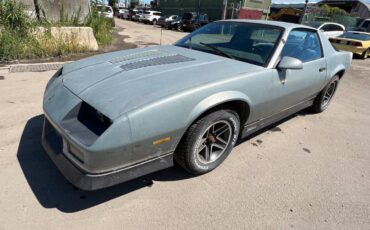 Chevy-camaro-z28-1985-silver-7