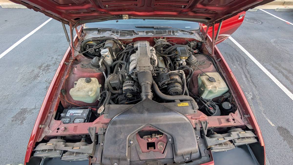 Chevy-camaro-z28-1986-15