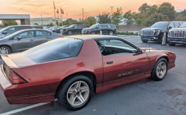Chevy-camaro-z28-1986-17