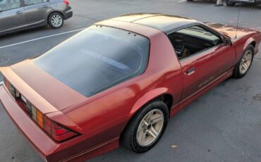 Chevy-camaro-z28-1986-7