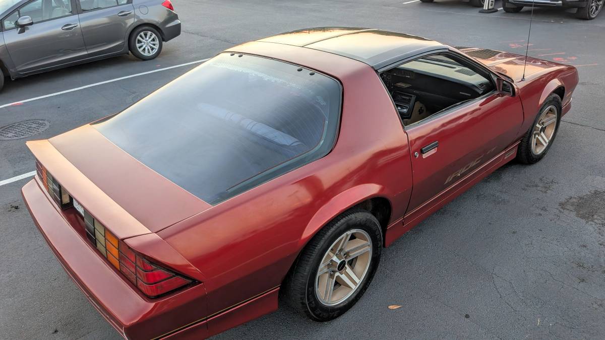 Chevy-camaro-z28-1986-7