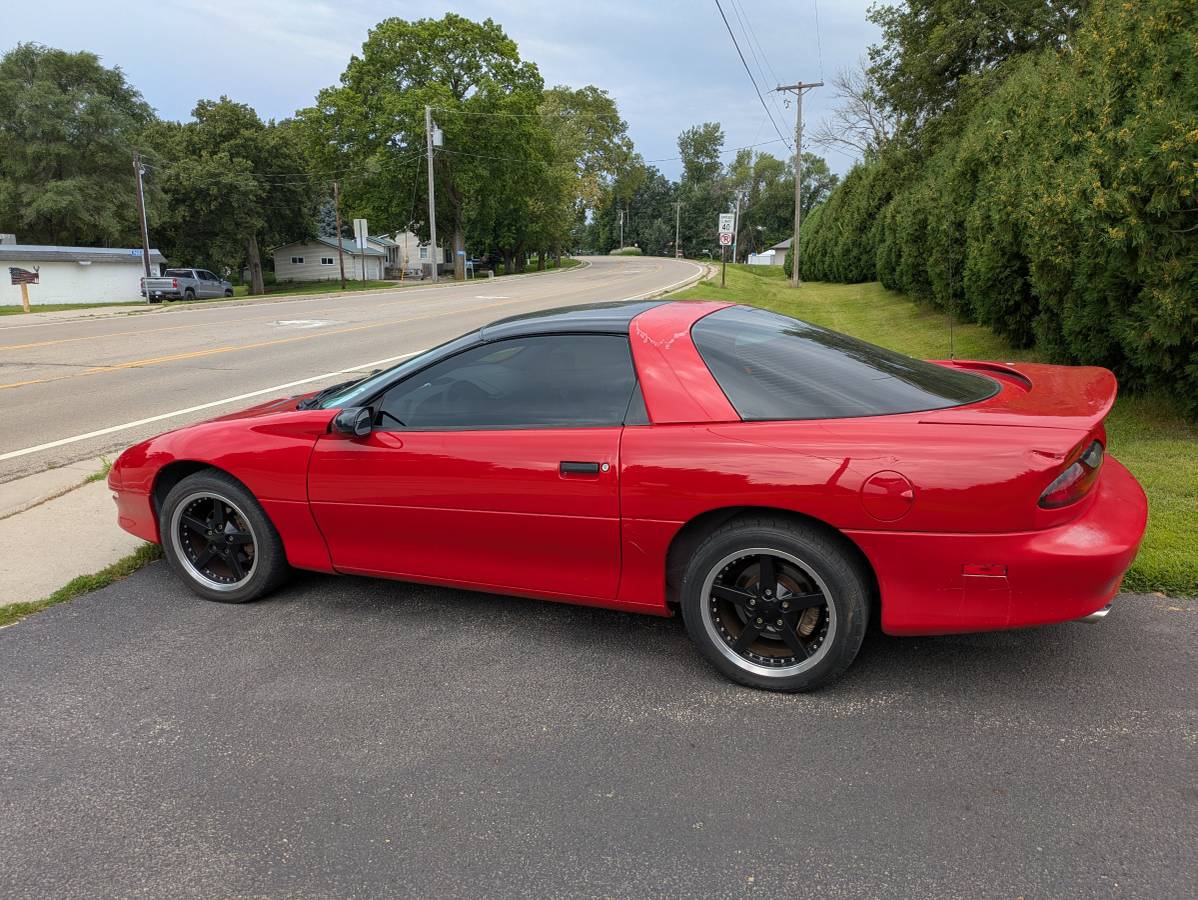 Chevy-camaro-z28-1993-red-1