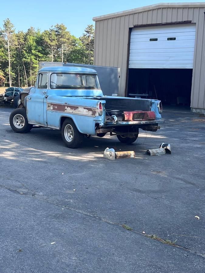 Chevy-cameo-1957-blue-5