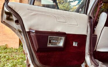 Chevy-caprice-brougham-1987-23