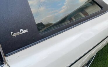Chevy-caprice-classic-1975-white-23