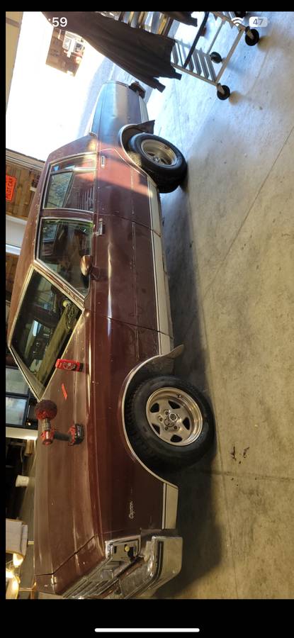 Chevy-caprice-classic-1983-purple-6