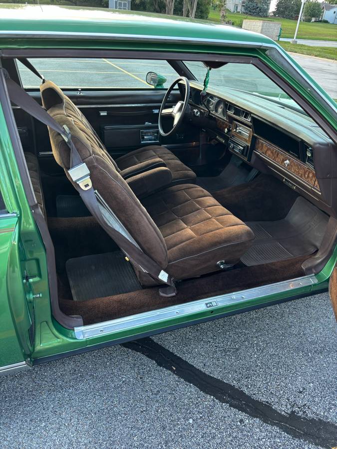 Chevy-caprice-classic-1984-green-17