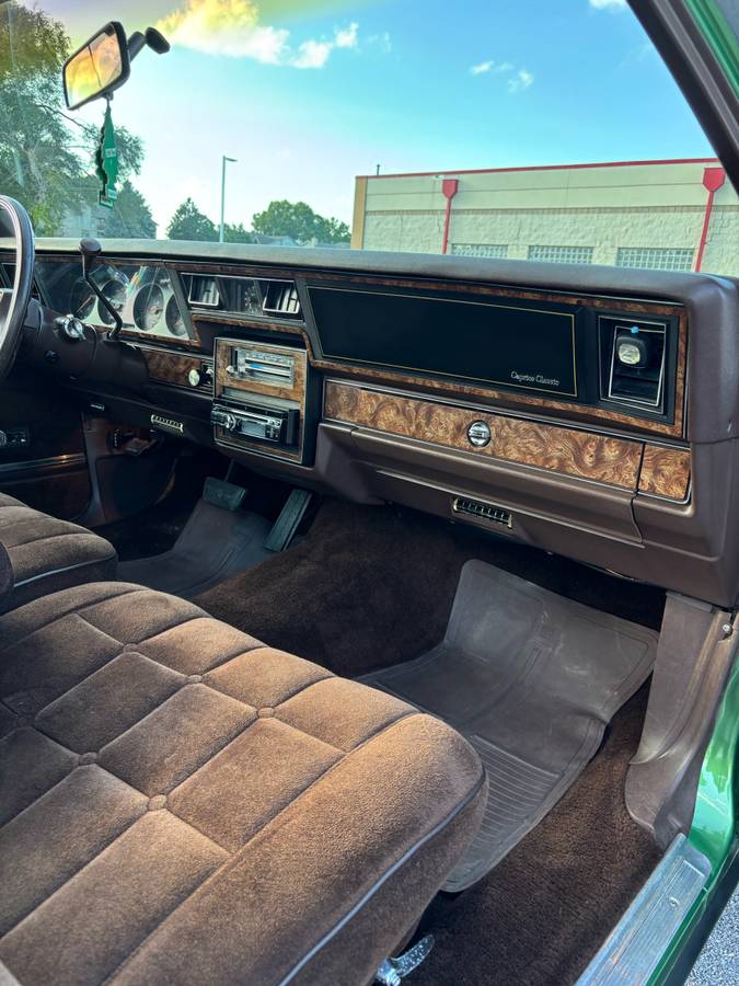 Chevy-caprice-classic-1984-green-18