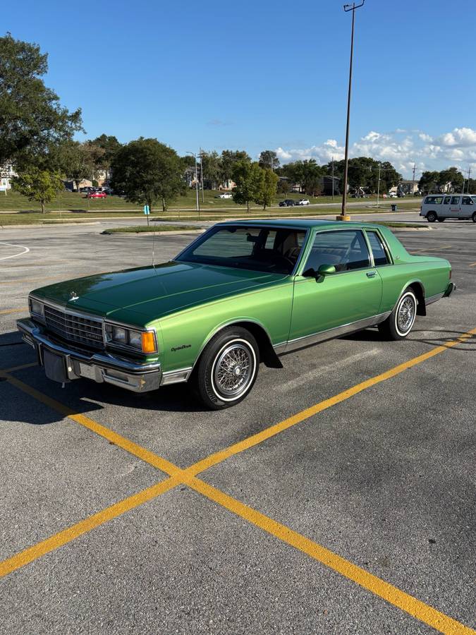 Chevy-caprice-classic-1984-green