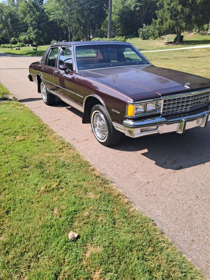 Chevy-caprice-classic-1985-3