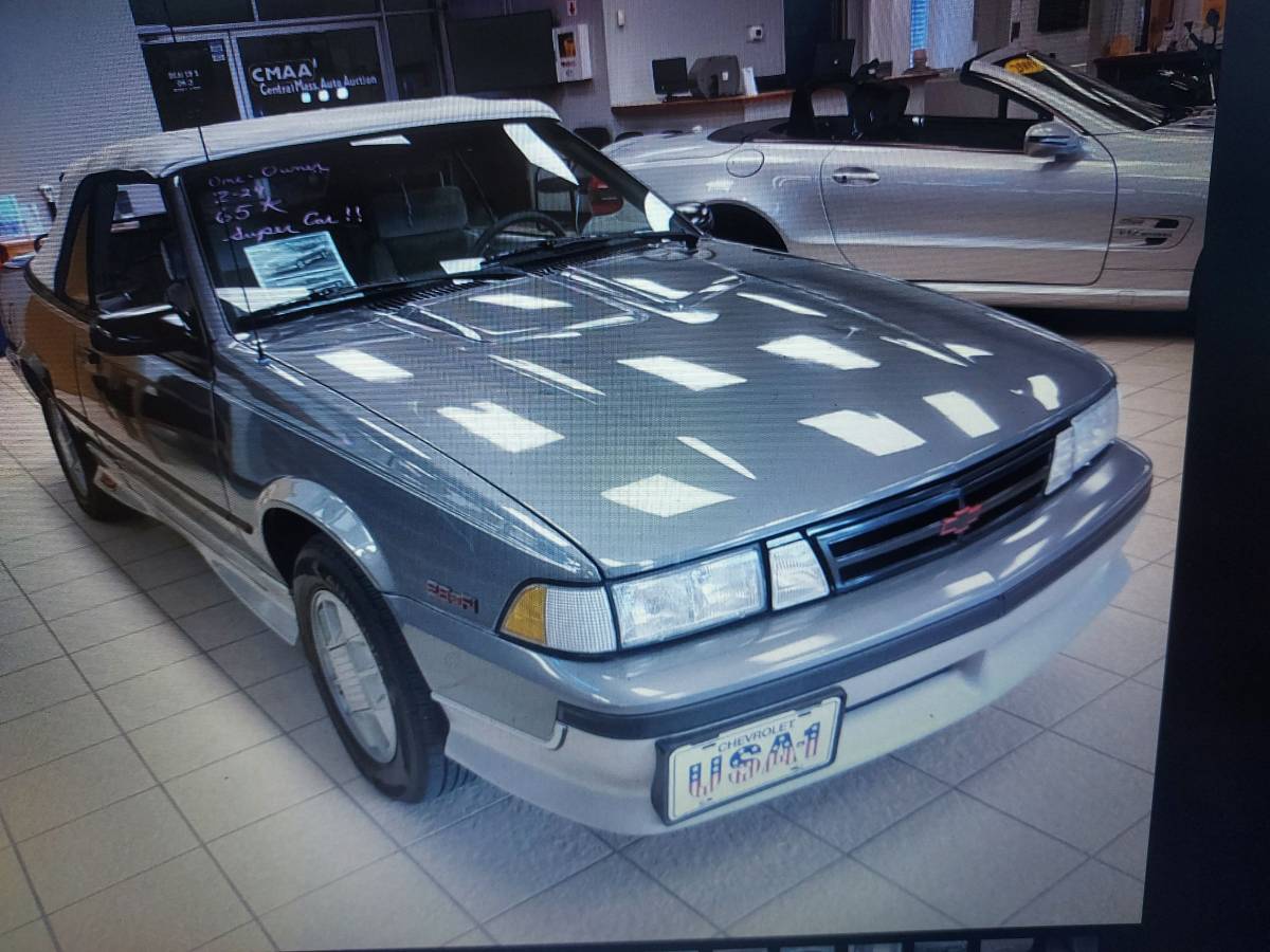 Chevy-cavalier-z24-convt-1988-grey-11