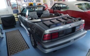 Chevy-cavalier-z24-convt-1988-grey