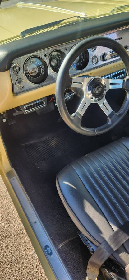 Chevy-chevelle-1964-yellow-9