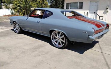 Chevy-chevelle-1969-custom-10