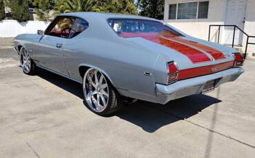Chevy-chevelle-1969-custom-23