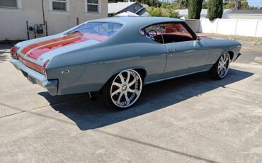 Chevy-chevelle-1969-custom-9