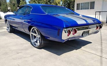 Chevy-chevelle-1972-blue-13