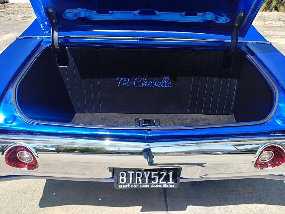 Chevy-chevelle-1972-blue-17