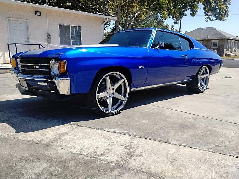 Chevy-chevelle-1972-blue