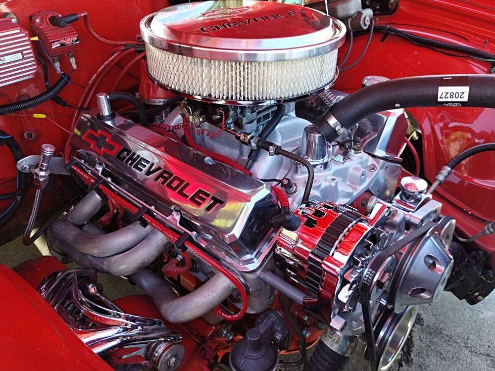 Chevy-chevelle-1972-red-16