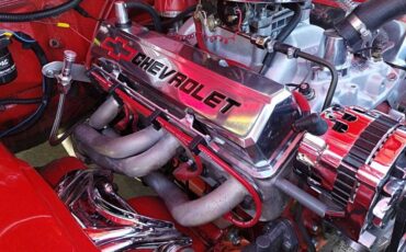 Chevy-chevelle-1972-red-23