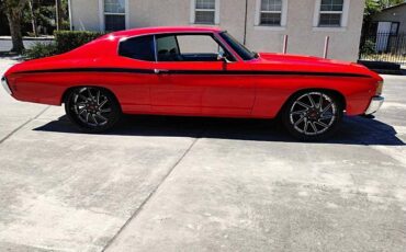 Chevy-chevelle-1972-red-8