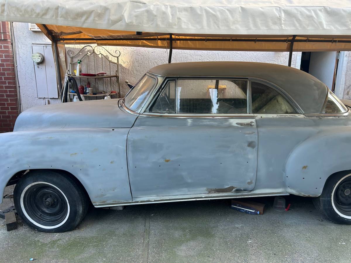 Chevy-classic-1951-custom-1