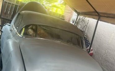 Chevy-classic-1951-custom-2
