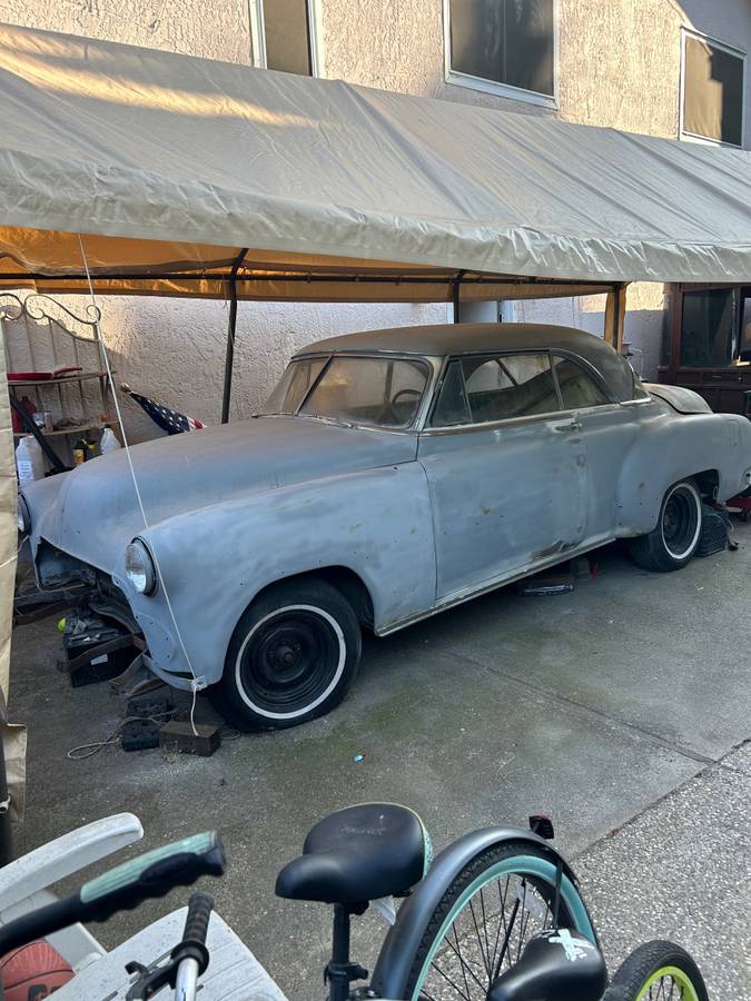Chevy-classic-1951-custom