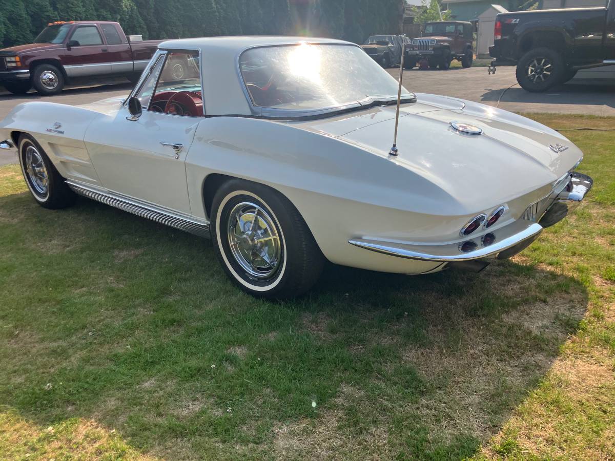 Chevy-corvette-1963-17