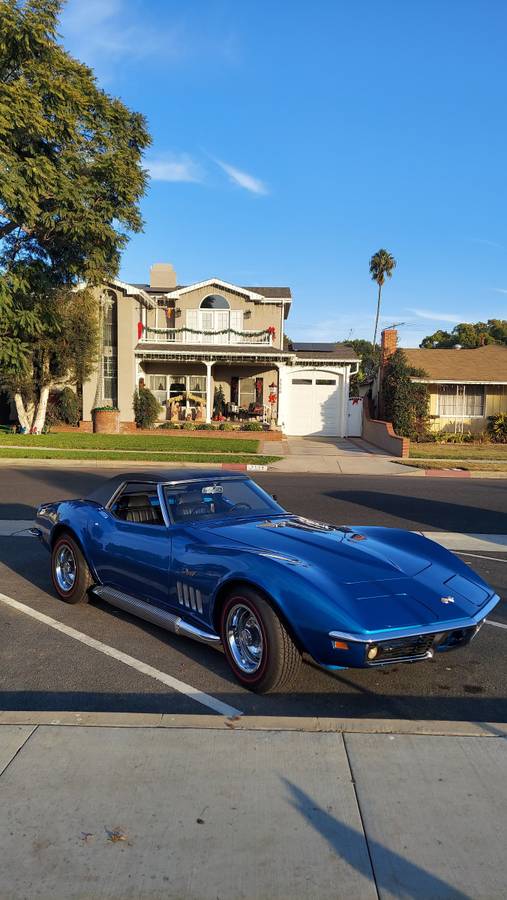 Chevy-corvette-1969-blue-14