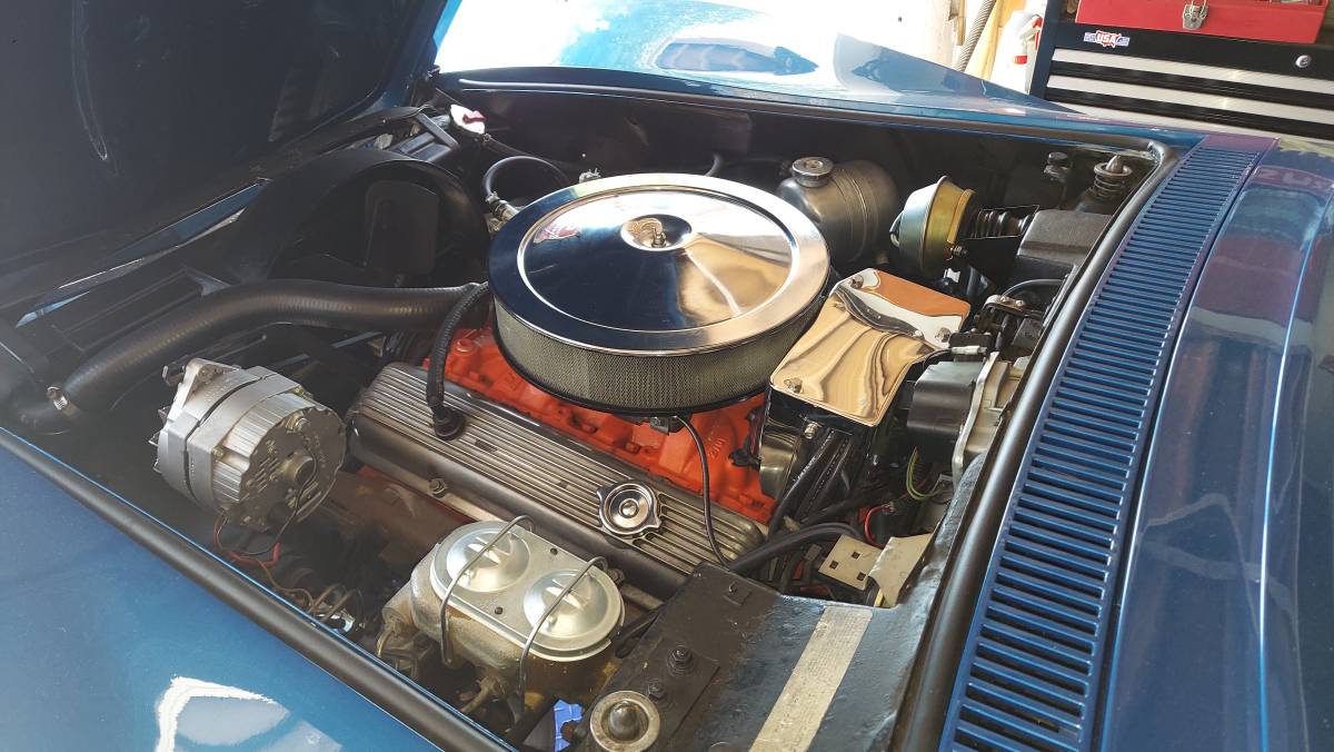 Chevy-corvette-1969-blue-17