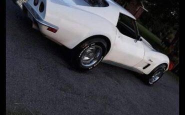 Chevy-corvette-1973-white-3