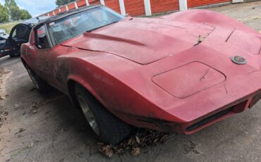 Chevy-corvette-1974-red-3