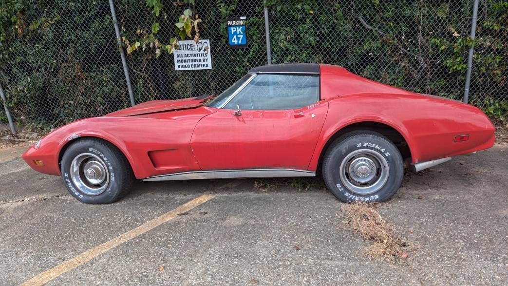 Chevy-corvette-1974-red-5