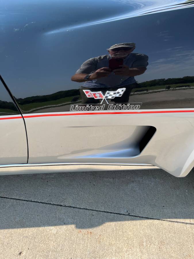 Chevy-corvette-1978-custom-1