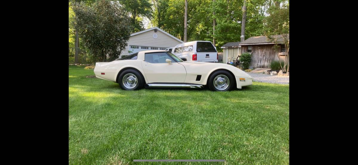 Chevy-corvette-1980-1