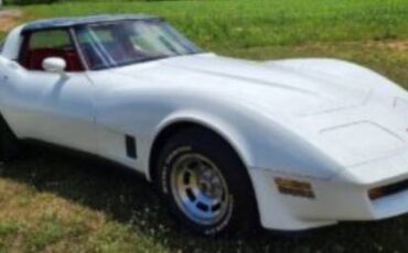 Chevy-corvette-1981-1