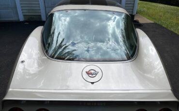 Chevy-corvette-1982-2