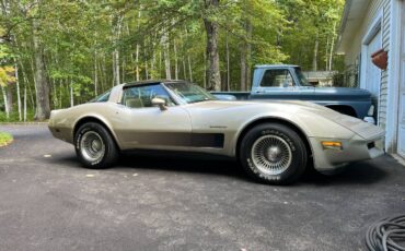 Chevy-corvette-1982-9