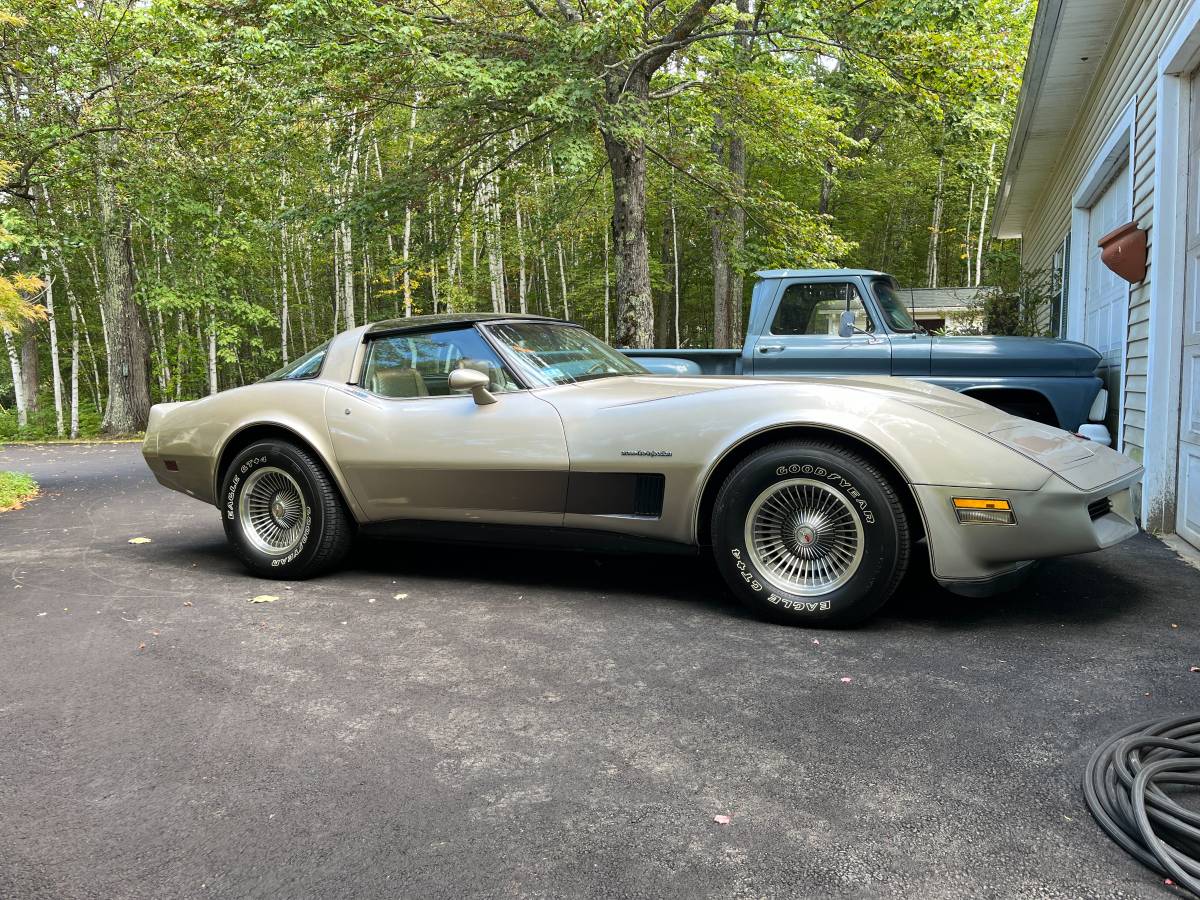 Chevy-corvette-1982-9