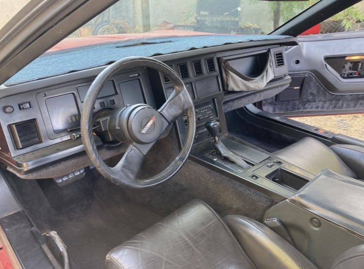 Chevy-corvette-1984-10