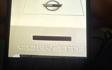 Chevy-corvette-1994-white-5