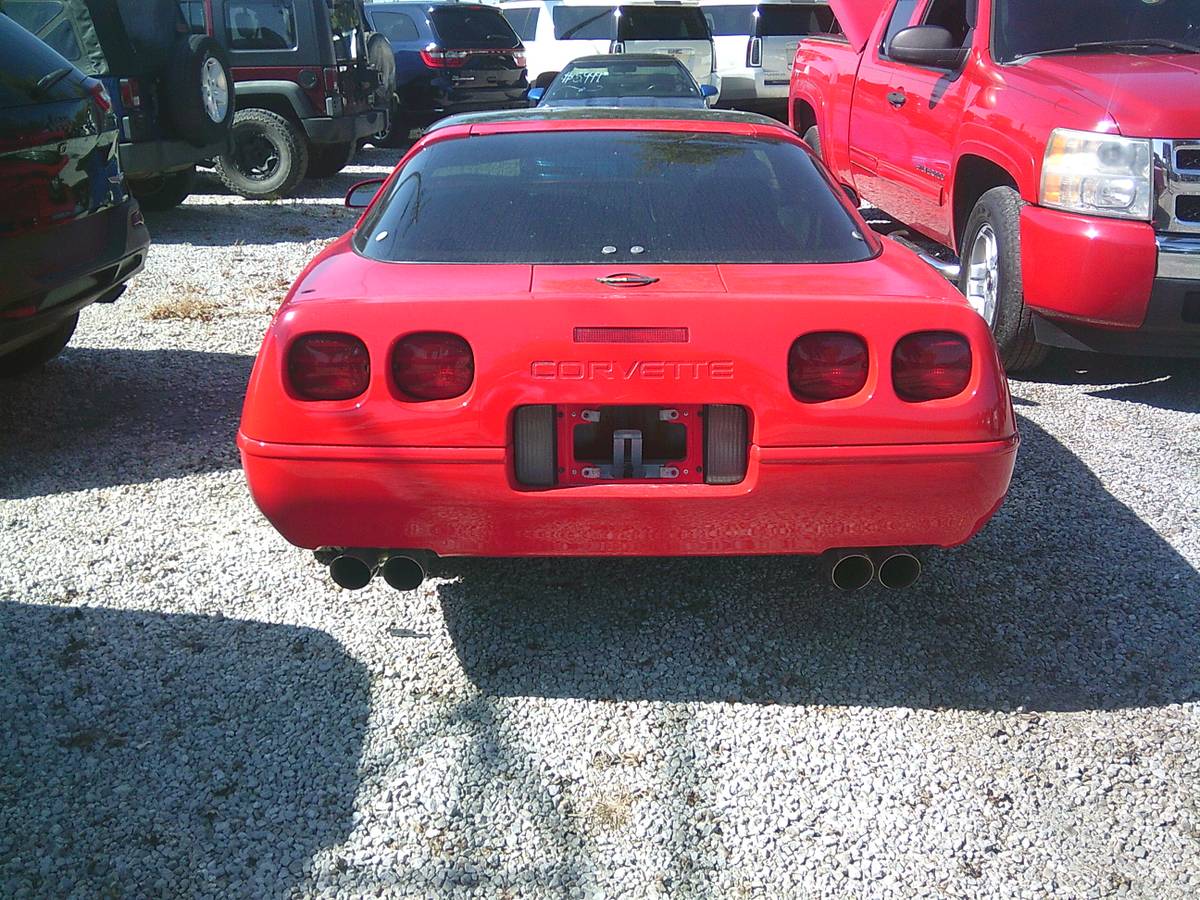 Chevy-corvette-1995-red-5