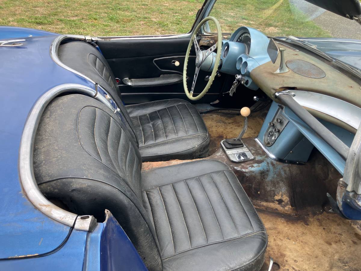 Chevy-corvette-convertible-1959-blue-10
