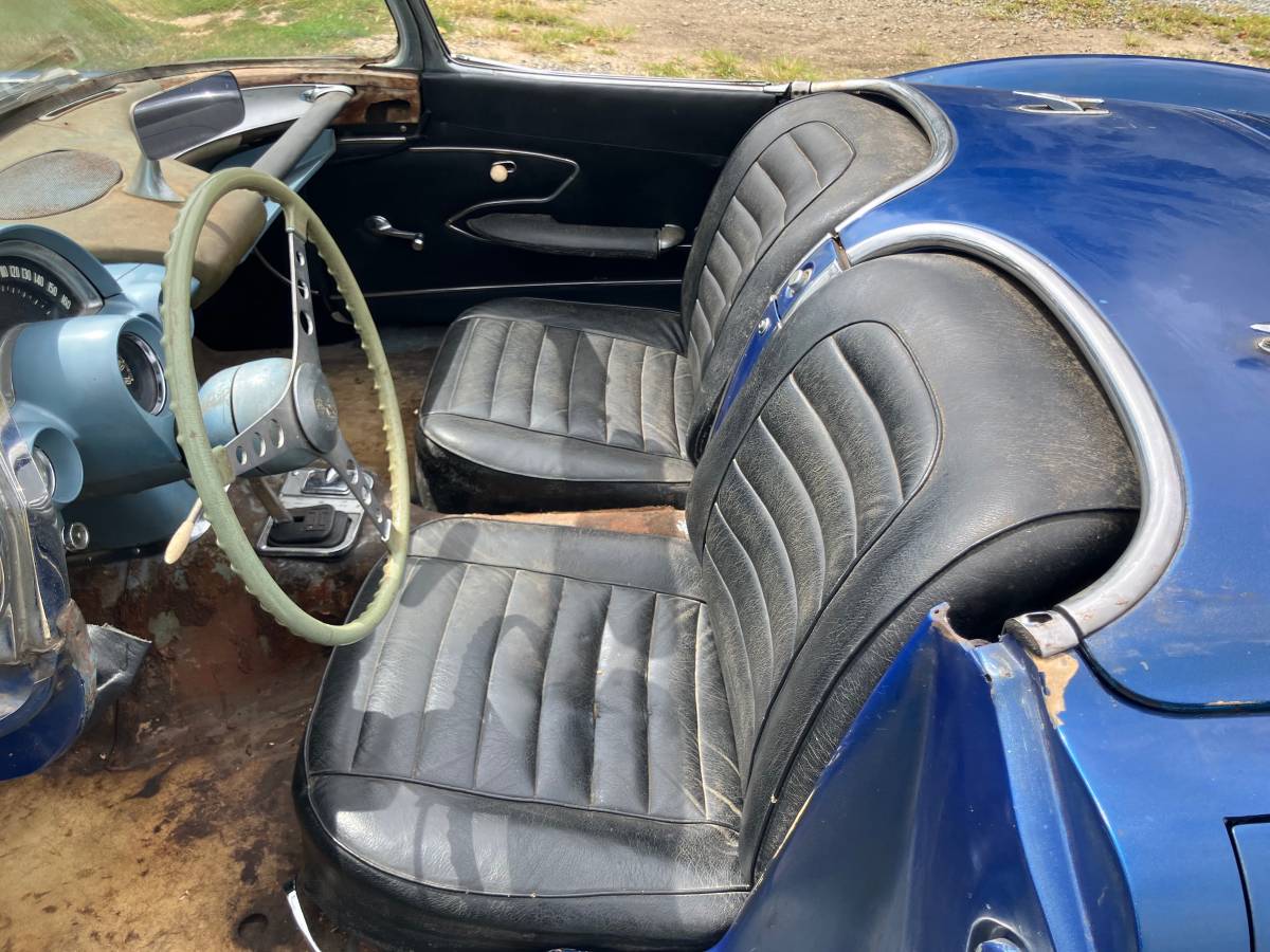 Chevy-corvette-convertible-1959-blue-12