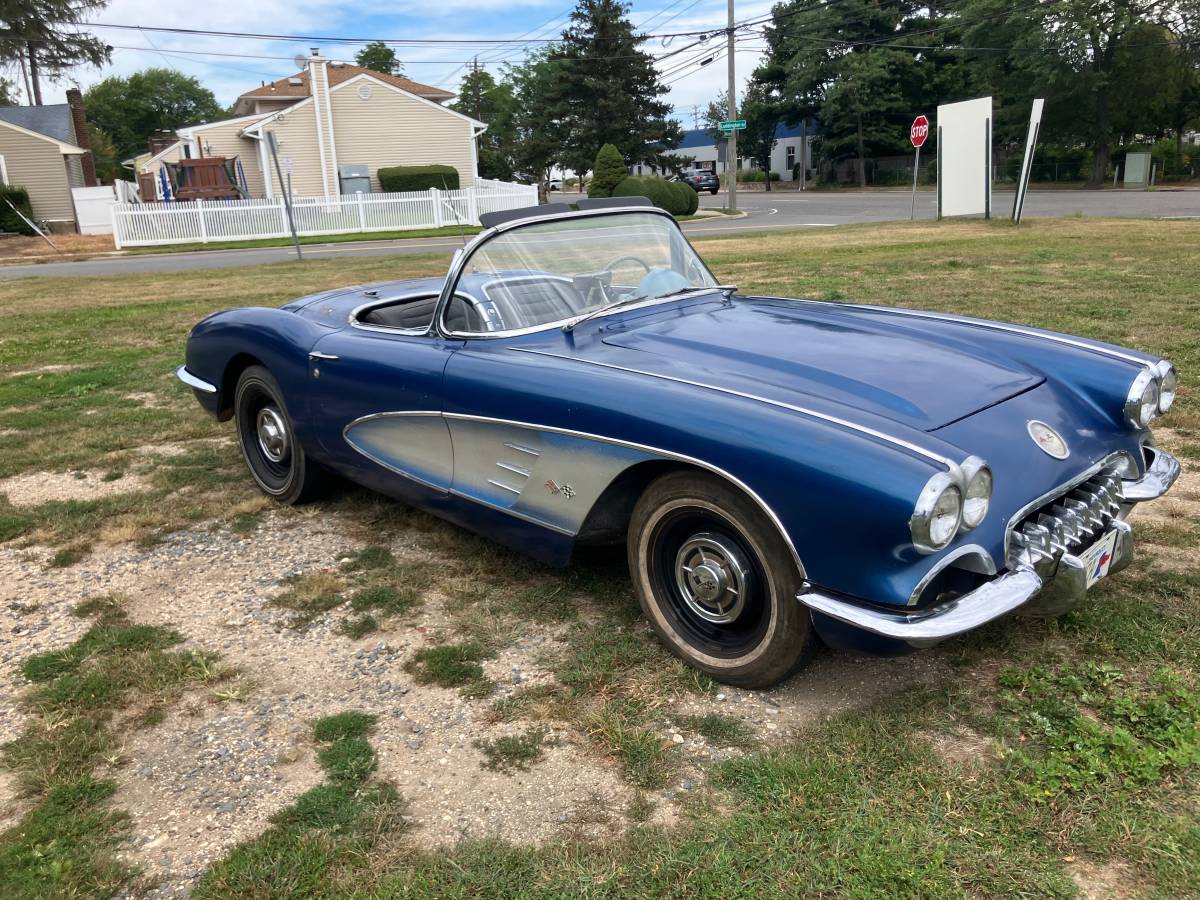 Chevy-corvette-convertible-1959-blue-6