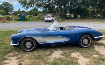Chevy-corvette-convertible-1959-blue-7