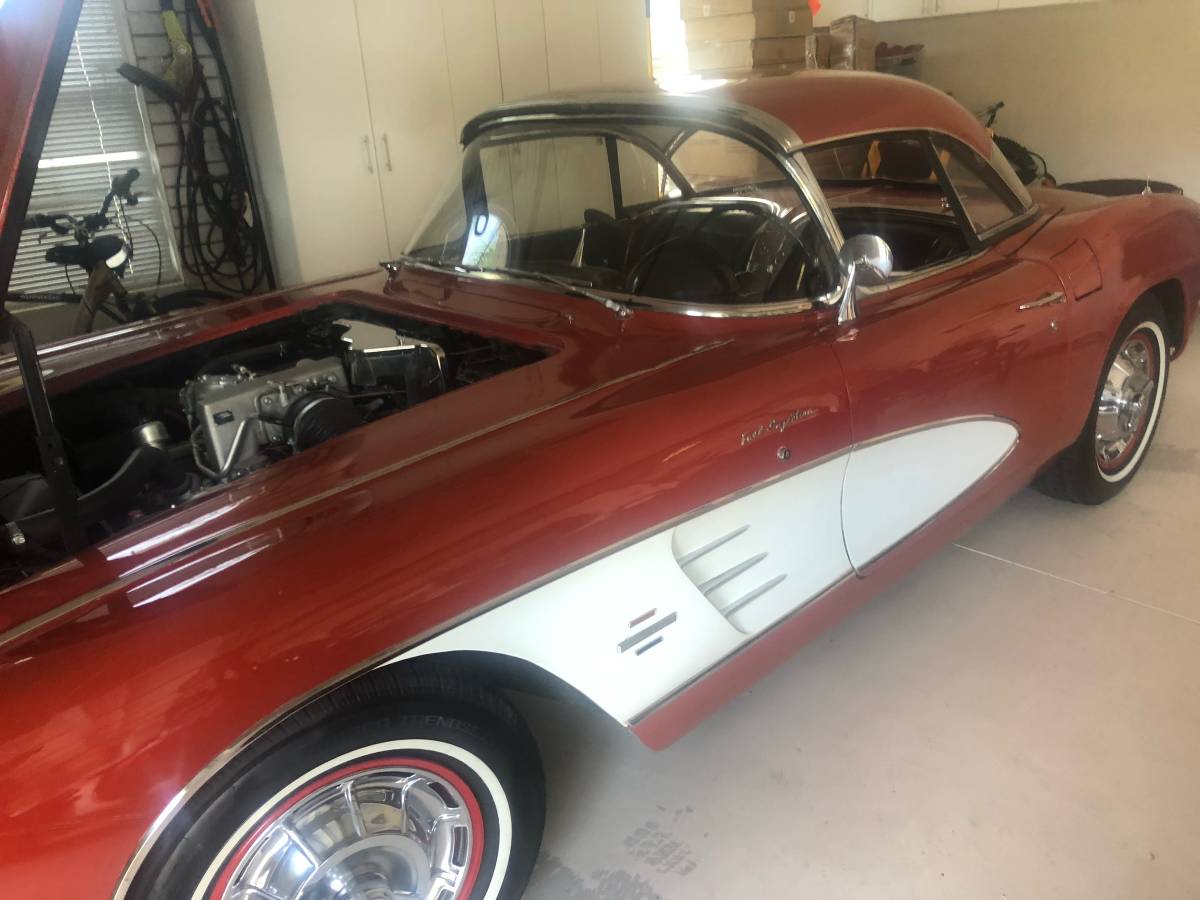 Chevy-corvette-convertible-1961-red-15